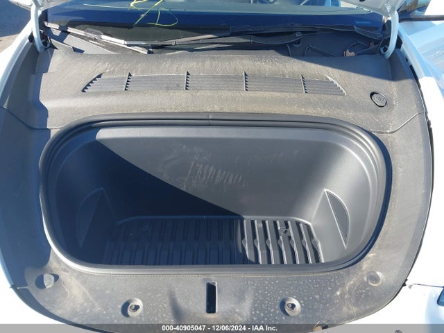 2023 TESLA MODEL Y 7SAYGDEE5PA051760 Photo 9
