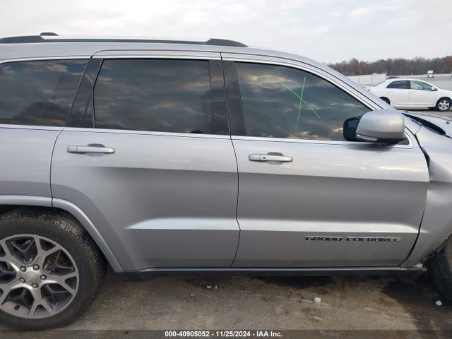 1C4RJFBG7JC252362 Jeep Grand Cherokee Sterling Edition 4x4