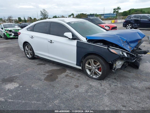 Hyundai SONATA SEL 2018 5NPE34AF8JH624401 Image 1