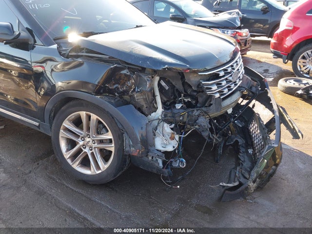Ford Explorer Limited 2017 1FM5K8F84HGC18663 Image 18