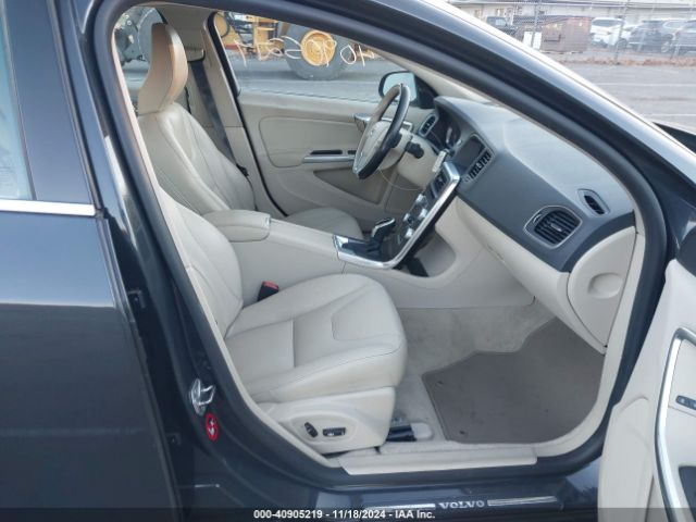 YV1612TK9F2363968 Volvo S60 T5 Premier