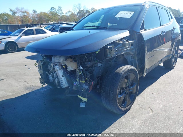 3C4NJCBB0JT438489 Jeep Compass Altitude Fwd