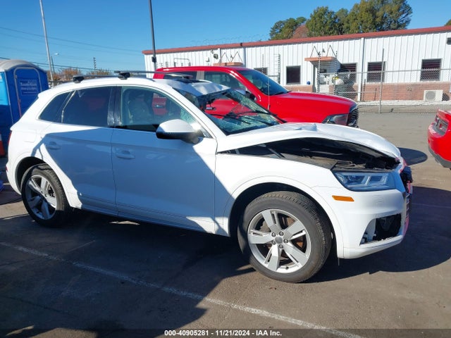 WA1BNAFY8J2062503 Audi Q5 2.0t Premium/2.0t Tech Premium