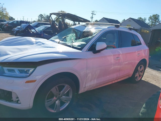 WA1BNAFY8J2062503 Audi Q5 2.0t Premium/2.0t Tech Premium