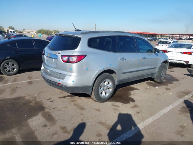 Chevrolet Traverse Ls 2016 1GNKRFED9GJ293325 Image 4