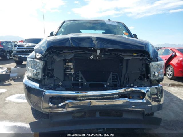 3C6UR5CJ9JG332306 RAM 2500 Tradesman  4x4 6'4 Box