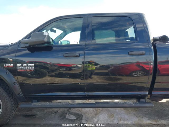 3C6UR5CJ9JG332306 RAM 2500 Tradesman  4x4 6'4 Box