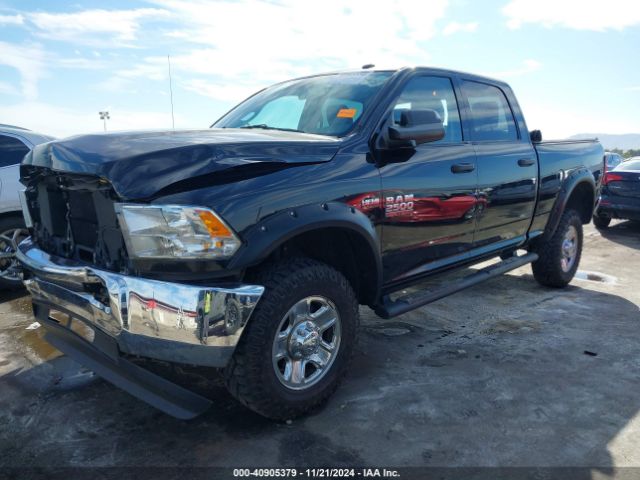 3C6UR5CJ9JG332306 RAM 2500 Tradesman  4x4 6'4 Box