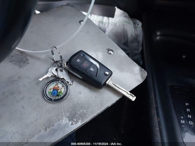 NMTKHMBX8JR023395 Toyota C-HR XLE