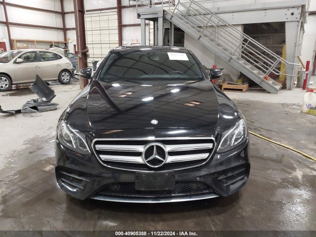 WDDZF4KB3HA042475 Mercedes-Benz E 300 4matic