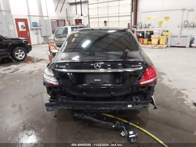 WDDZF4KB3HA042475 Mercedes-Benz E 300 4matic