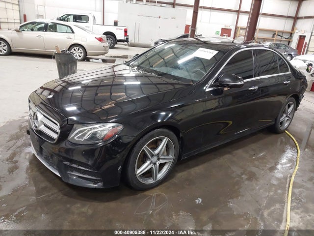 WDDZF4KB3HA042475 Mercedes-Benz E 300 4matic