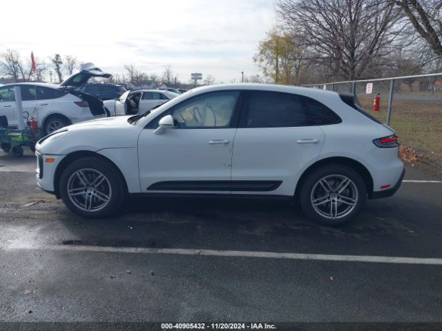 WP1AA2A5XPLB13999 Porsche Macan T