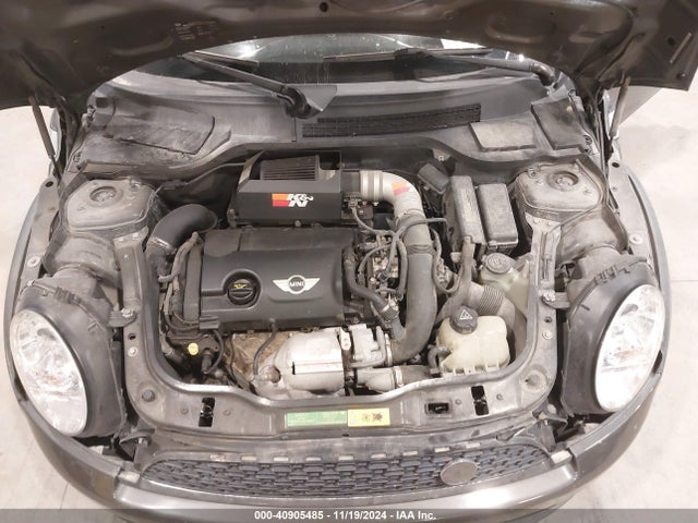 2011 MINI COOPER S WMWSV3C56BTY12677 Photo 9