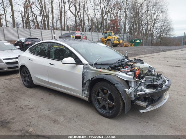 2022 TESLA MODEL 3 5YJ3E1EBXNF198206 Photo 0
