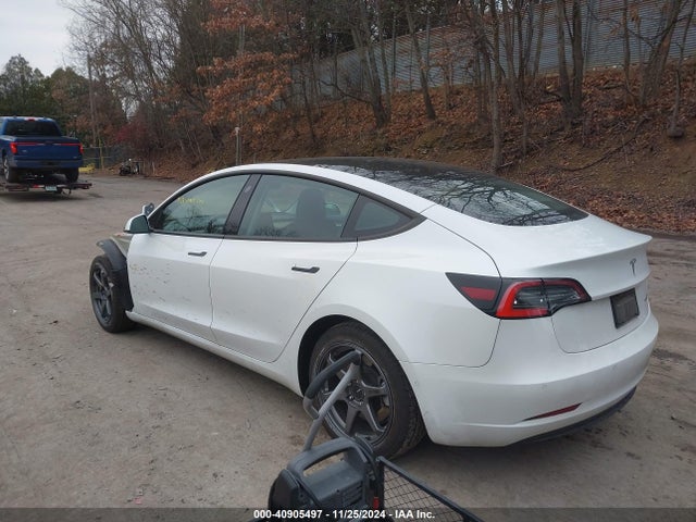 2022 TESLA MODEL 3 5YJ3E1EBXNF198206 Photo 2