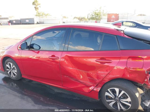 JTDKARFP8H3052808 Toyota Prius Prime Premium