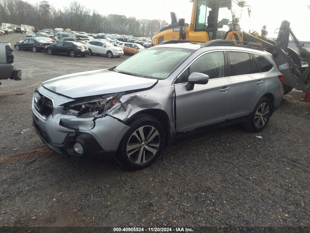 Subaru Outback 2.5i Limited 2018 4S4BSANC2J3284688 Image 2