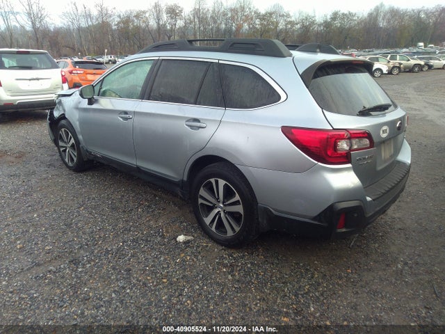 Subaru Outback 2.5i Limited 2018 4S4BSANC2J3284688 Image 3