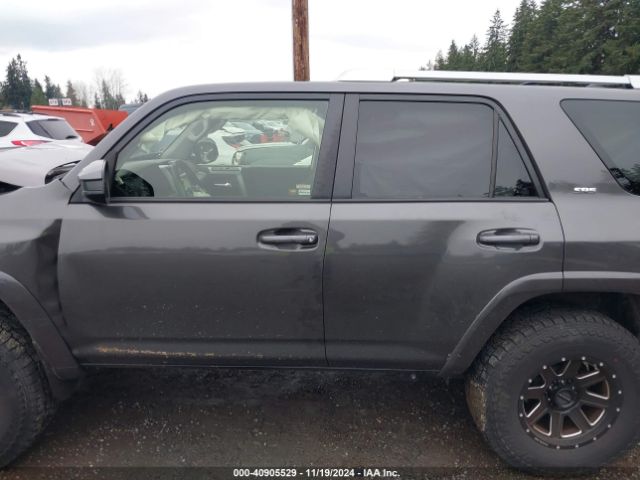 JTEBU5JR1J5610304 Toyota 4RUNNER SR5
