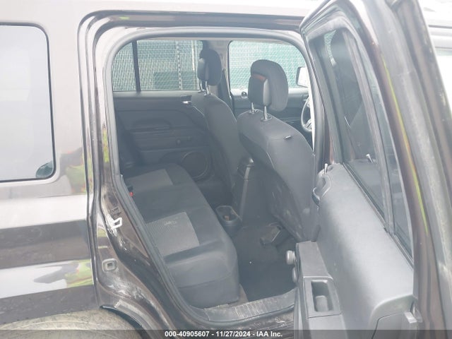 1C4NJRBB9ED817683 Jeep Patriot Sport