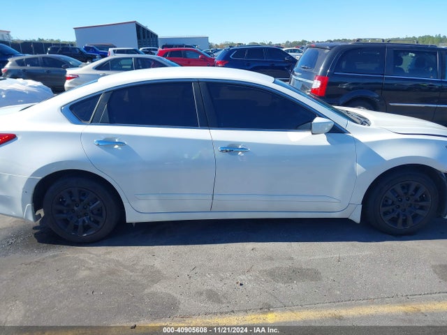 Nissan Altima 2.5 S 2016 1N4AL3APXGN345984 Image 13
