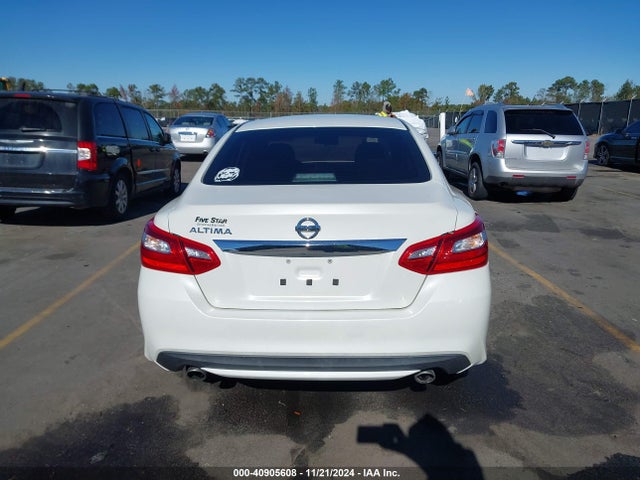 Nissan Altima 2.5 S 2016 1N4AL3APXGN345984 Image 16