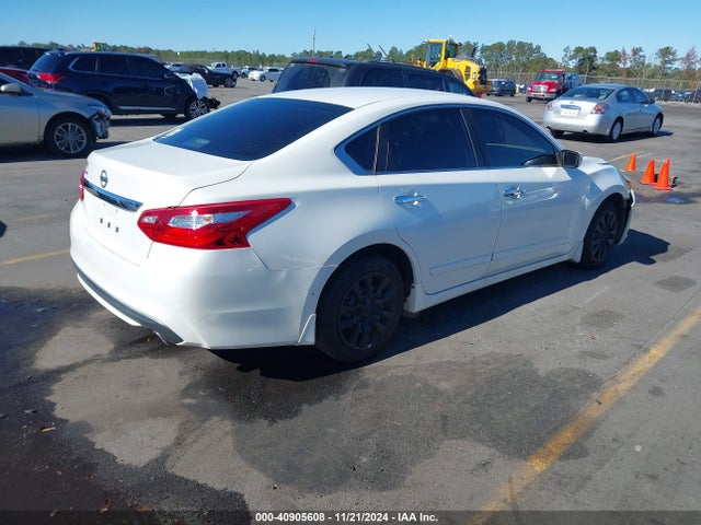 Nissan Altima 2.5 S 2016 1N4AL3APXGN345984 Image 4