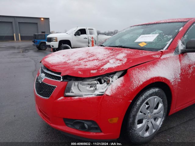 1G1PA5SHXE7180378 Chevrolet Cruze Ls Auto