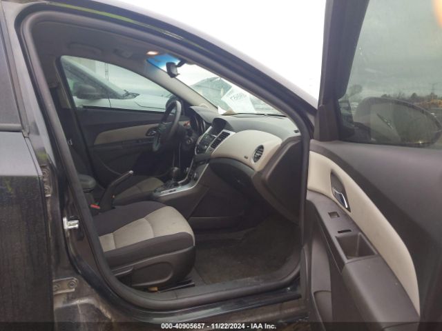 1G1PB5SH8F7207589 Chevrolet Cruze Ls Manual