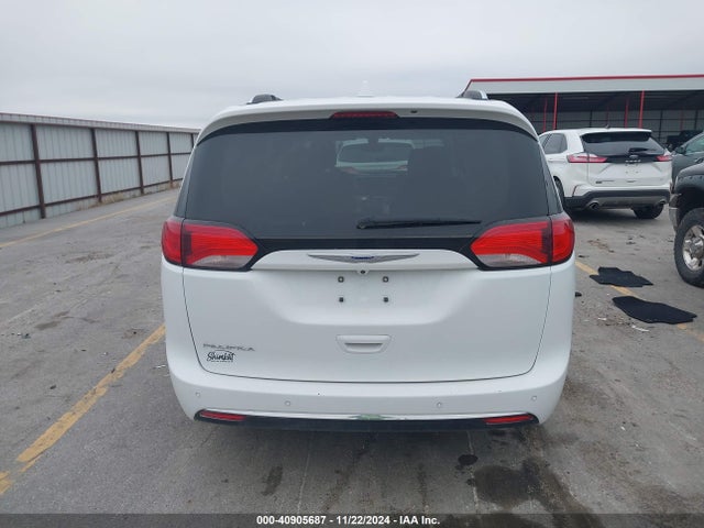 2C4RC1EG9LR145932 Chrysler Pacifica Touring L Plus