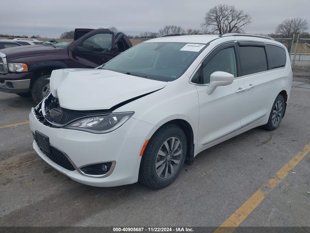 2C4RC1EG9LR145932 Chrysler Pacifica Touring L Plus