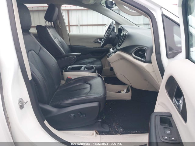 2C4RC1EG9LR145932 Chrysler Pacifica Touring L Plus