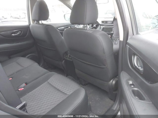 Nissan ROGUE S 2018 KNMAT2MV6JP556660 Image 8