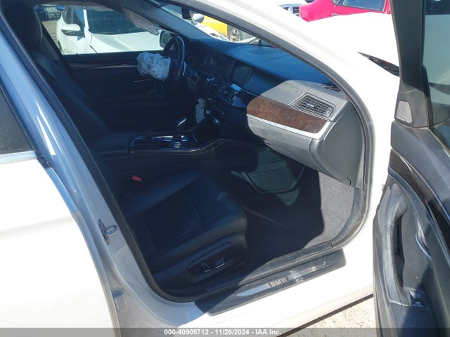 WBA5A7C50GG146030 BMW 528i Xdrive