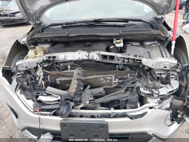 Ford ESCAPE SE 2017 1FMCU9G91HUB67185 Image 10