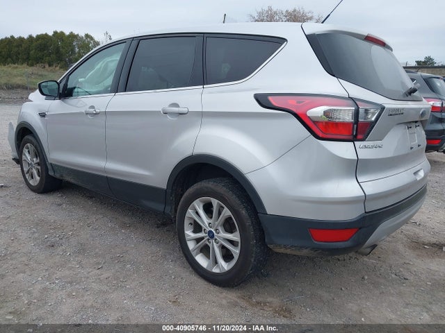 Ford ESCAPE SE 2017 1FMCU9G91HUB67185 Image 3