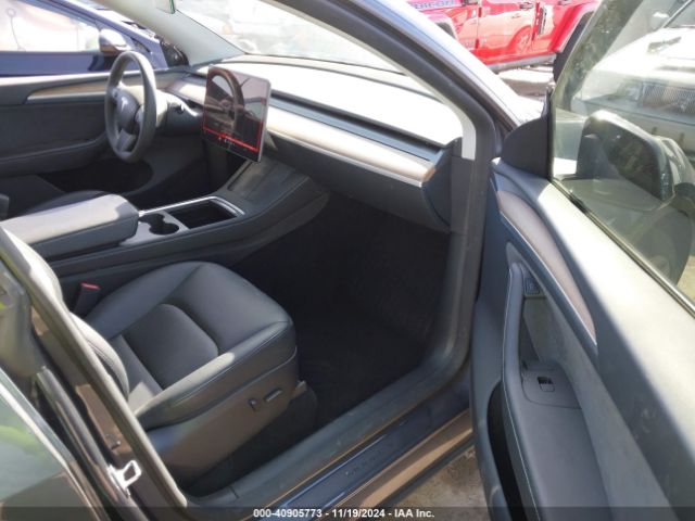 7SAYGDEE1PA137017 Tesla Model Y Awd/long Range Dual Motor All-wheel Drive