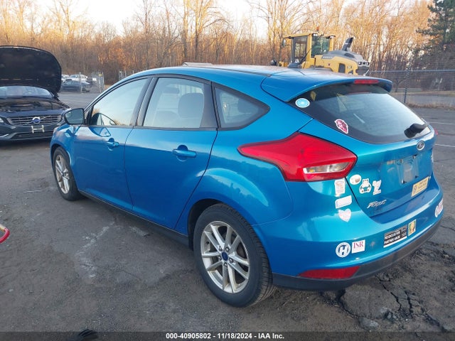 Ford FOCUS SE 2016 1FADP3K29GL230860 Image 3