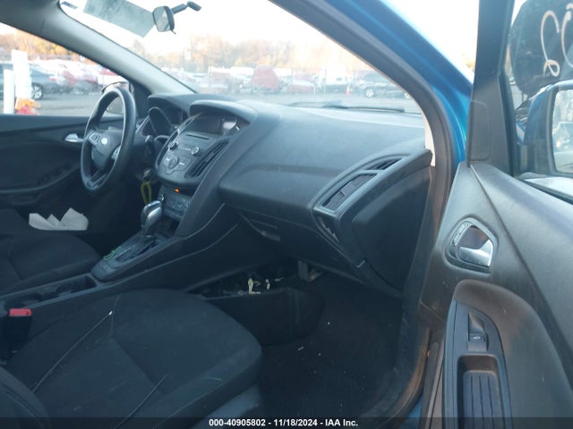 Ford FOCUS SE 2016 1FADP3K29GL230860 Image 5