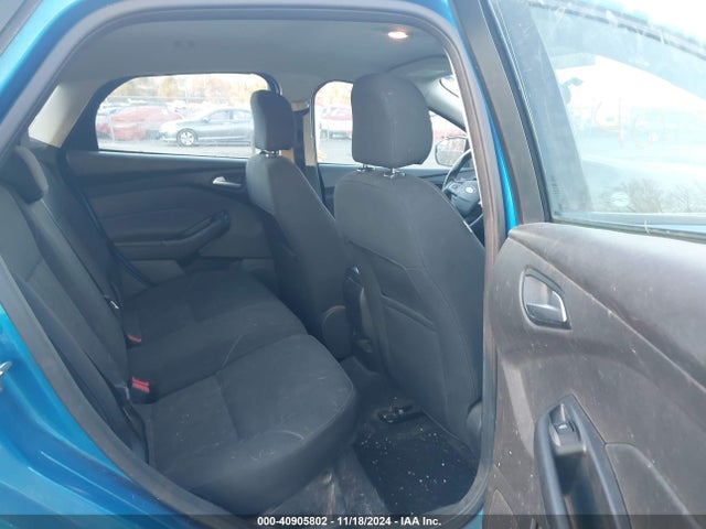 Ford FOCUS SE 2016 1FADP3K29GL230860 Image 8