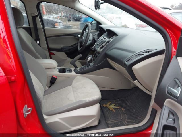 1FADP3F26EL370534 Ford FOCUS SE
