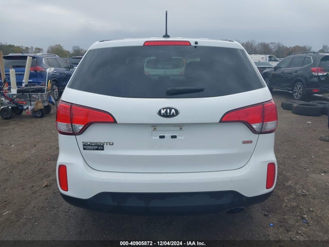 KIA SORENTO LX 2015 5XYKT3A62FG593142 Image 16