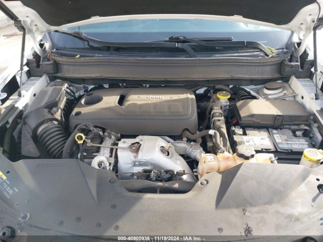 1C4PJMLNXKD295243 Jeep Cherokee Altitude 4x4