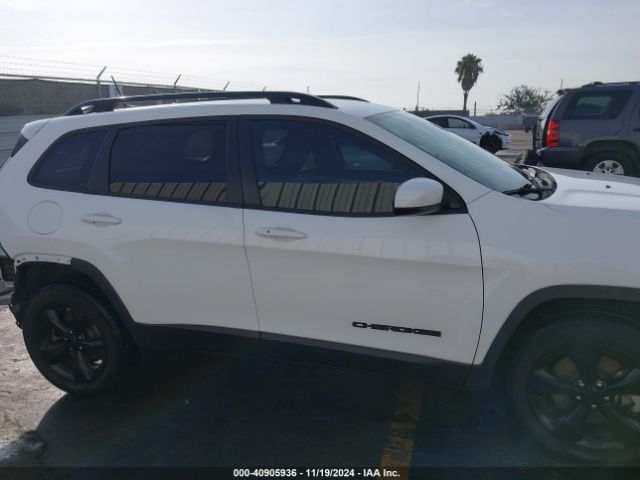 1C4PJMLNXKD295243 Jeep Cherokee Altitude 4x4