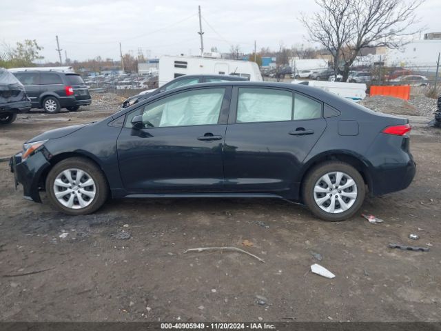 JTDEPMAE3NJ200309 Toyota COROLLA LE
