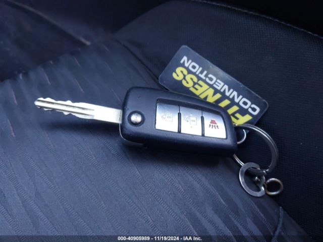 JN8AT2MT8HW402406 Nissan ROGUE S