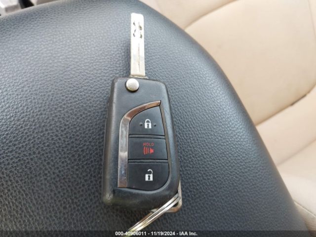 2T3H1RFV0LC073331 Toyota RAV4 LE