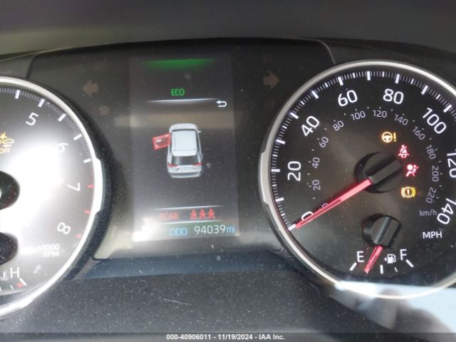 2T3H1RFV0LC073331 Toyota RAV4 LE