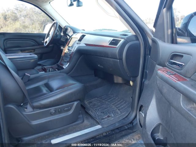 1GYS4JEF4ER240200 Cadillac Escalade Esv Premium